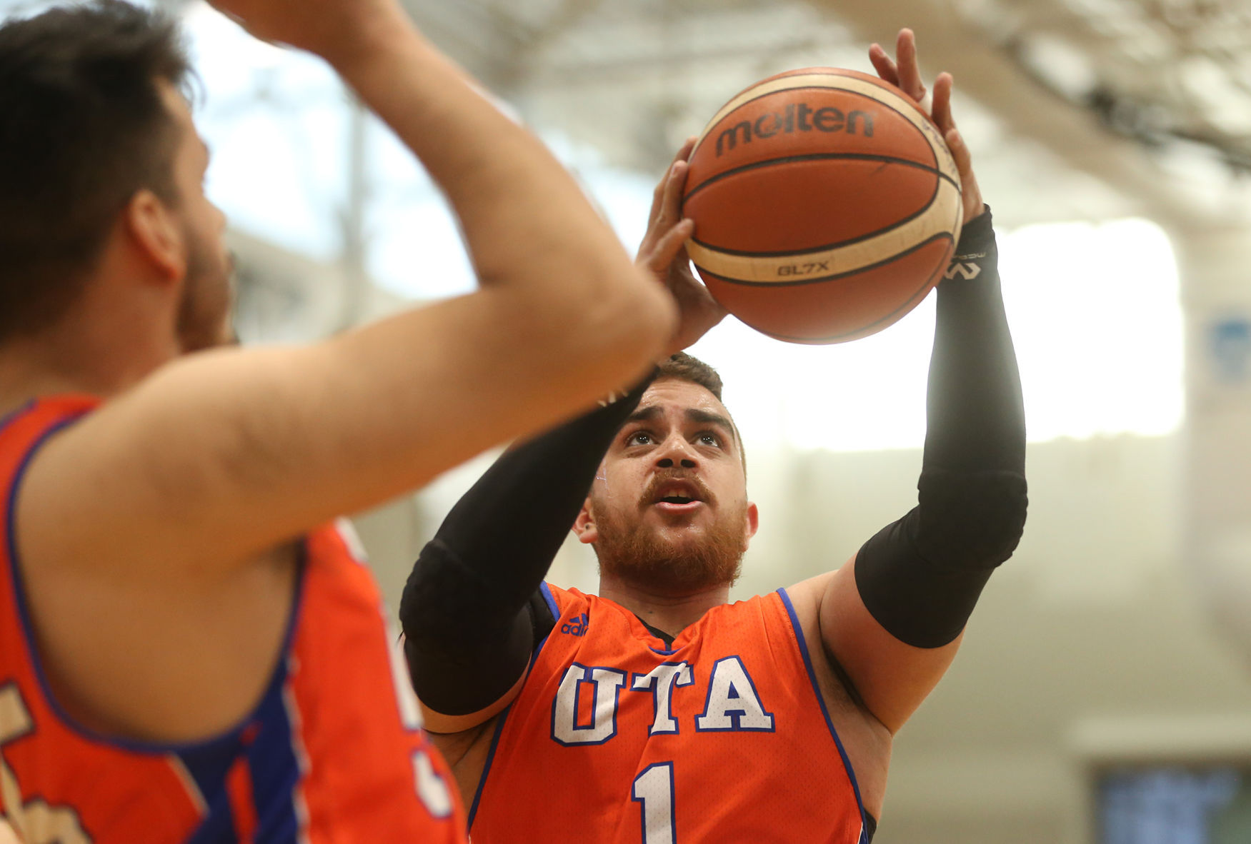 Movin’ Mavs travel to Missouri for tournament